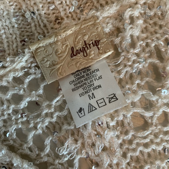 Women’s Daytrip Sequined Cardigan Sweater - Picture 7 of 7